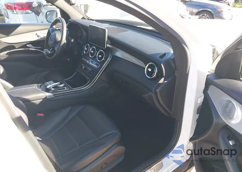 2019 Mercedes-Benz Glc 300 Coupe 4Matic z USA, uszkodzony, nr VIN WDC0J4KB3KF581569